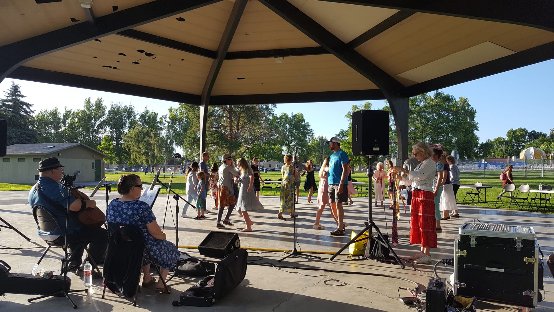 Contra Dance